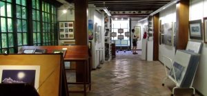 gallery, paintings, art, walls, paper, shelves, light